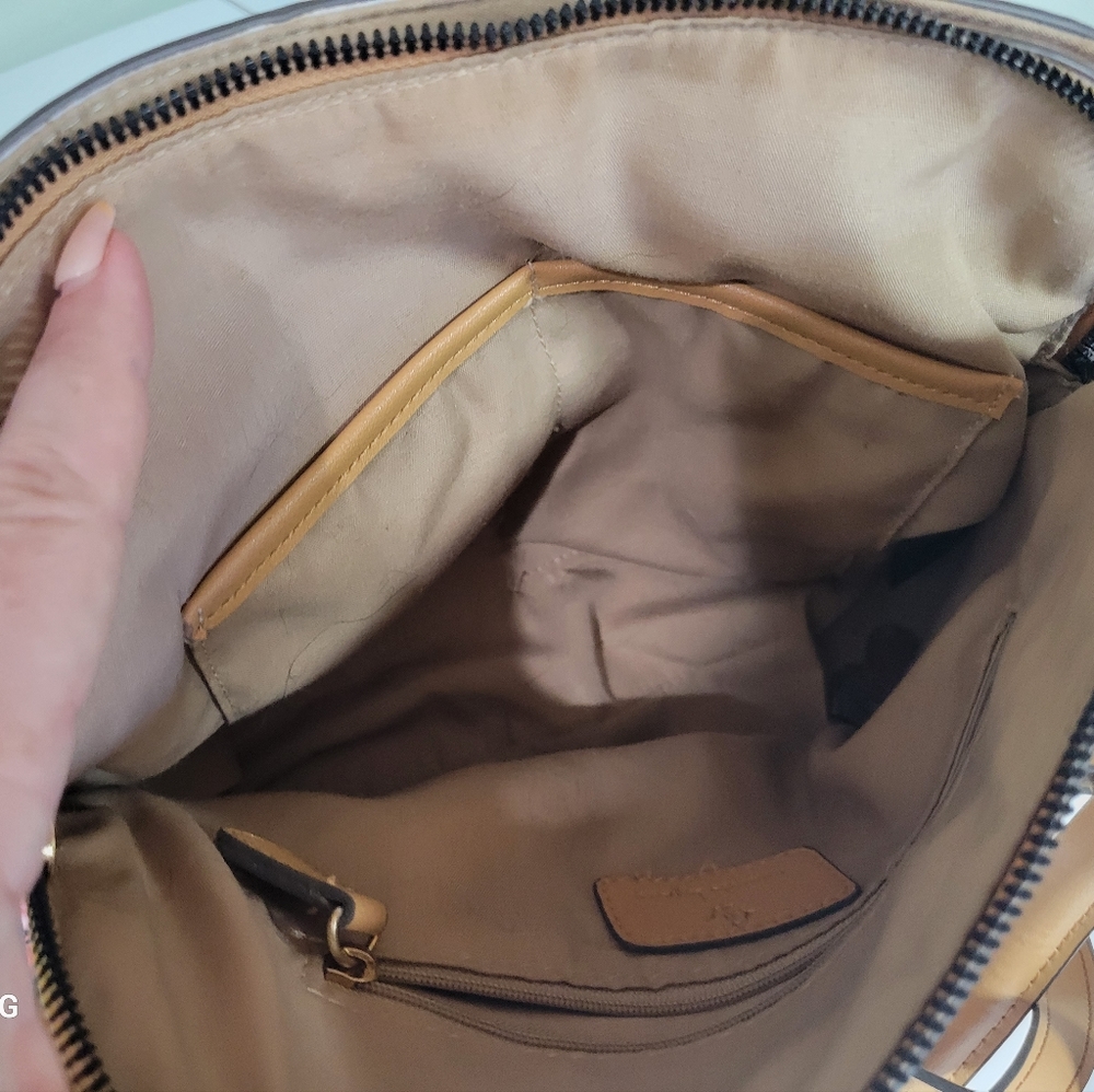 🥳HP🥳 NANETTE LEPORE floral dome bag. several compartments crossbody satchel - Picture 8 of 14